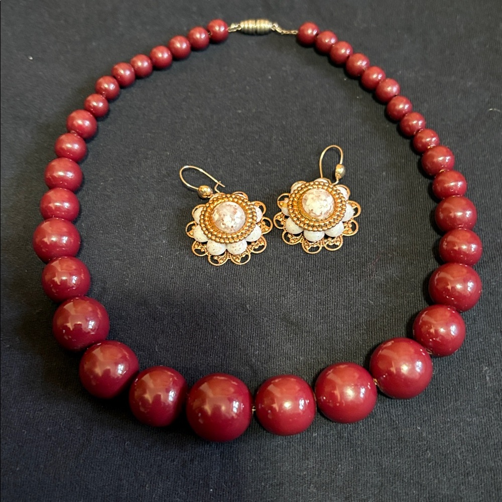 Women’s Vintage Maroon Red Beaded Choker Necklace and Dangle Earring Set